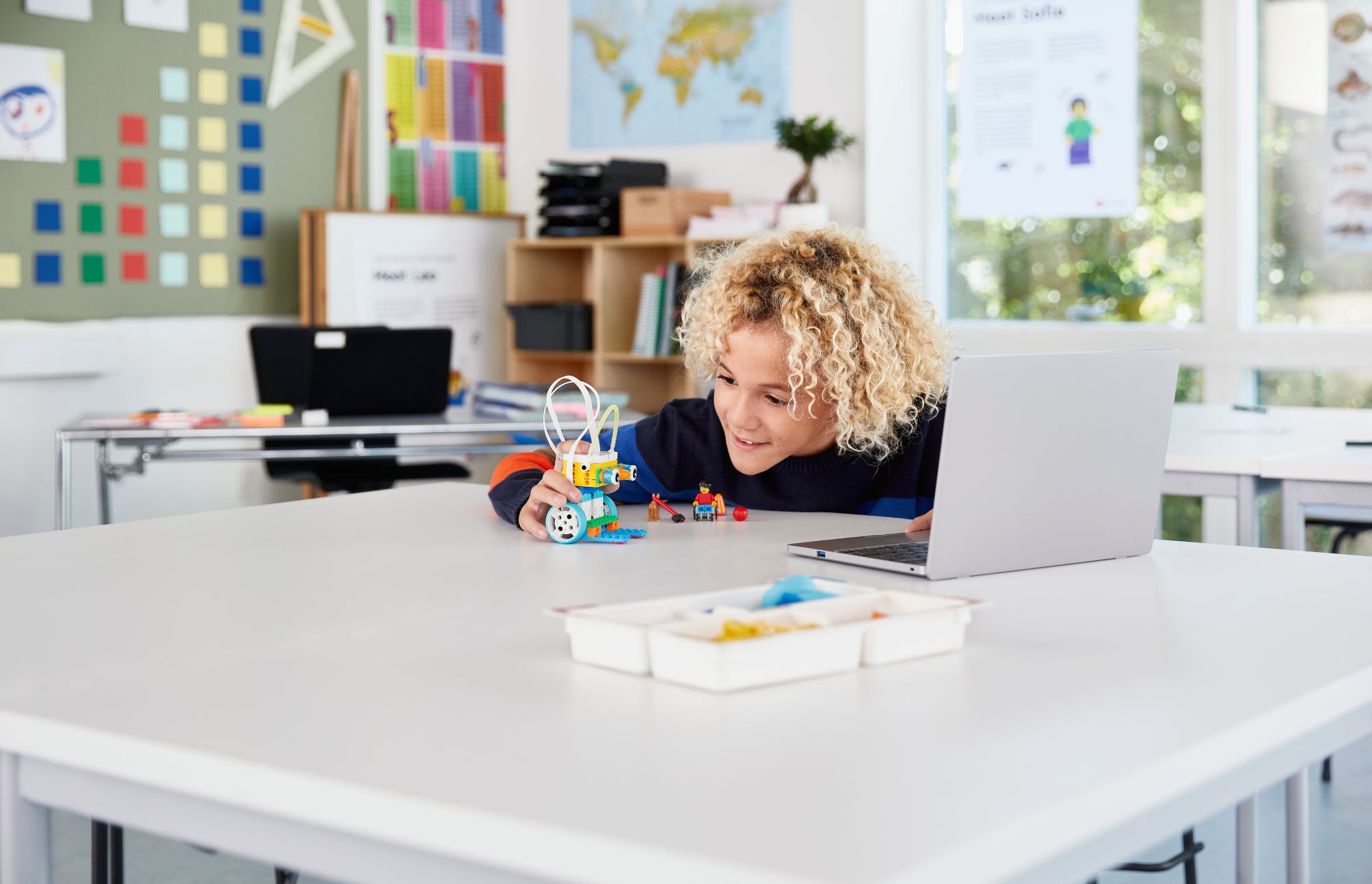 Trial Lessons for LEGO® Education SPIKE™ Series